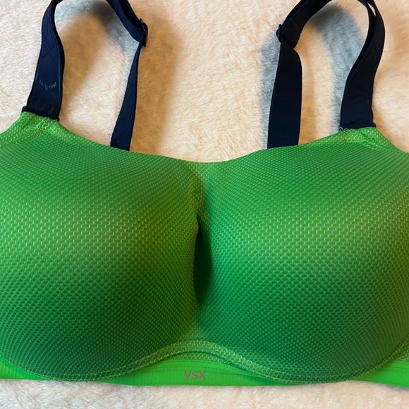 Victoria Secret Sports Bra 1 orange/ 1 green available. Price is $25 for both - Picture 4 of 7